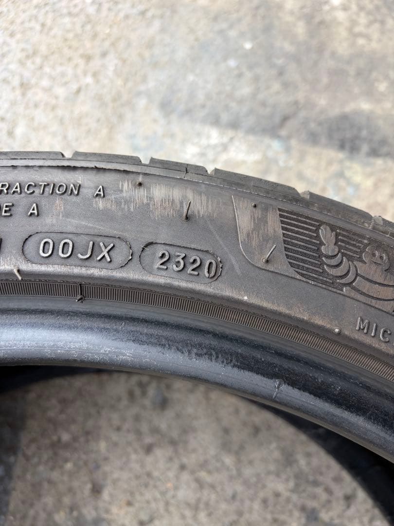 タイヤ・ホイール MICHELIN PILOT SPORT 4 ZP 245/40 ZR 20