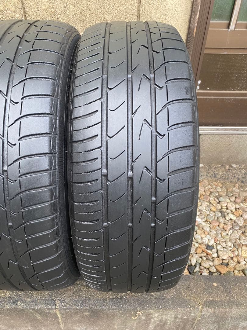①丘の上！TOYOトーヨー 215/60R17 トランパスmpz 21年製