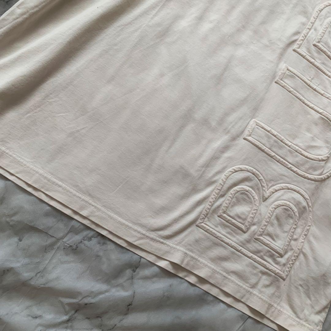 未使用級 レア✨バーバリー 現行 Tシャツ 半袖 ロゴ ベージュ Mサイズ
