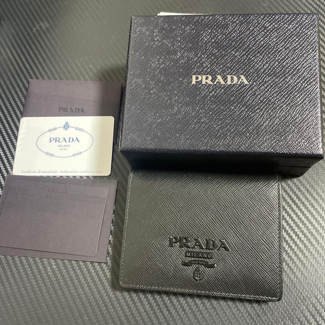 PRADA サフィアーノ コンパクトウォレット