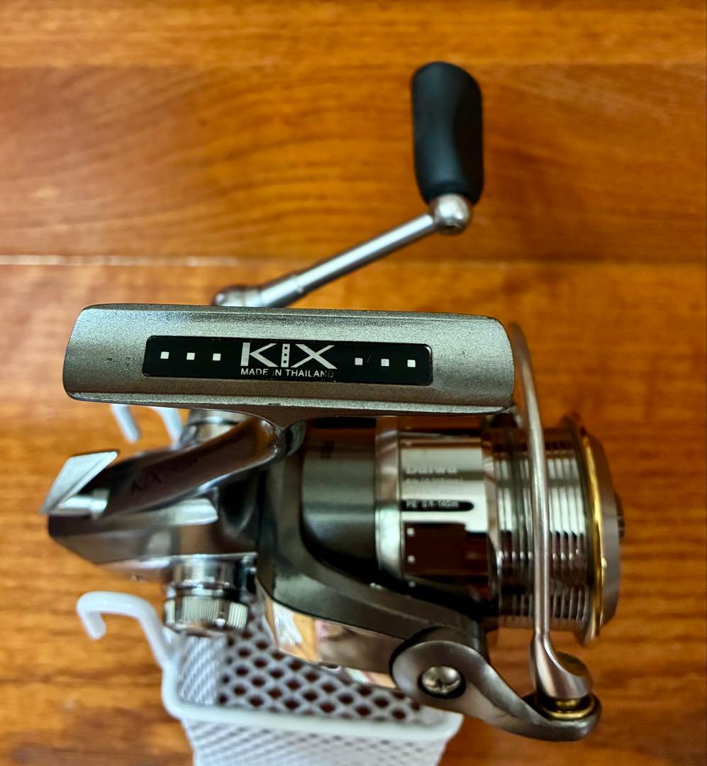 Ｍ*ん様 KIX カルディア 2506 浅溝タイプ　スピニングリール①