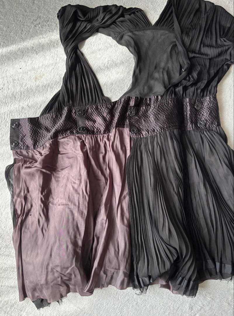 sacai プリーツワンピース