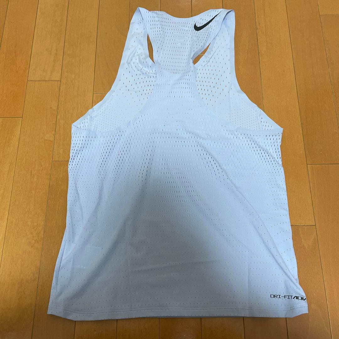 Nike Dri-FIT エアロスイフト