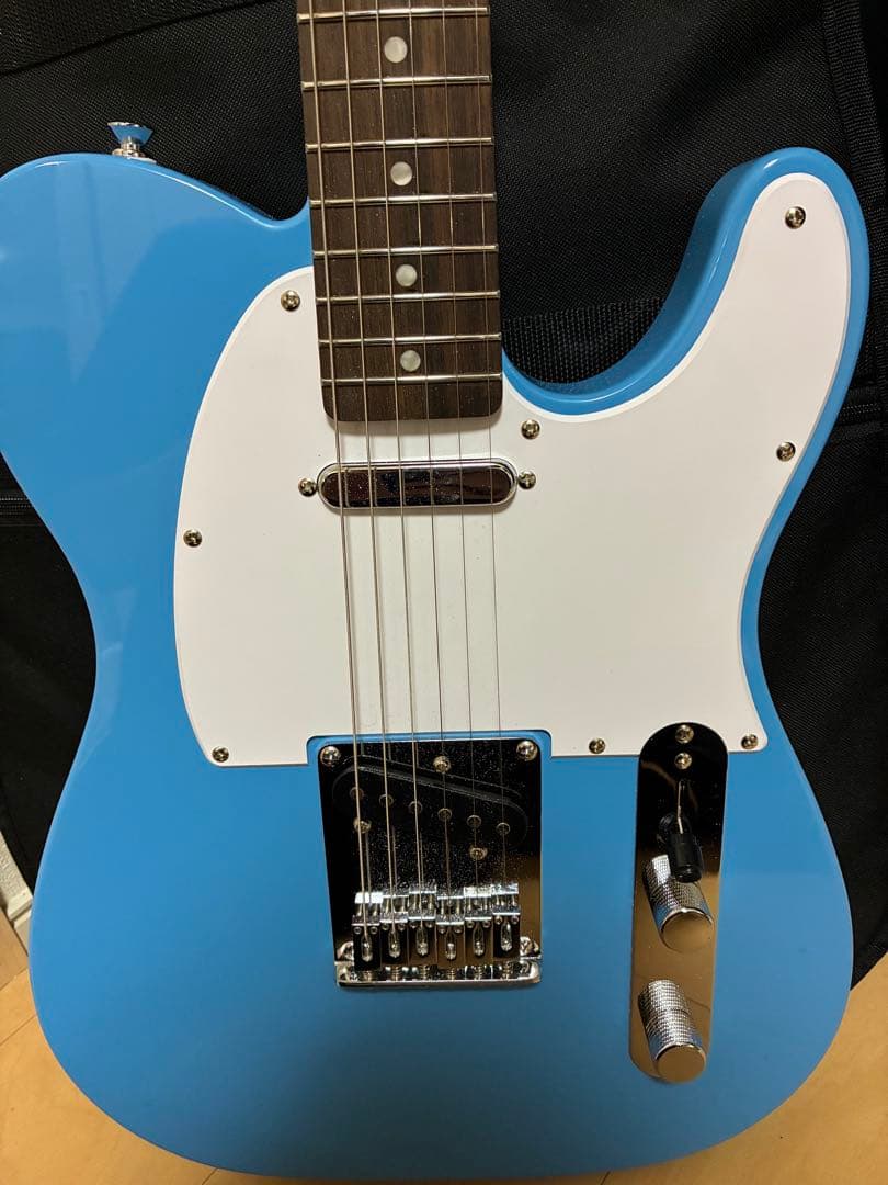 Squier テレキャスターエレキギター ブルー　フェンダー