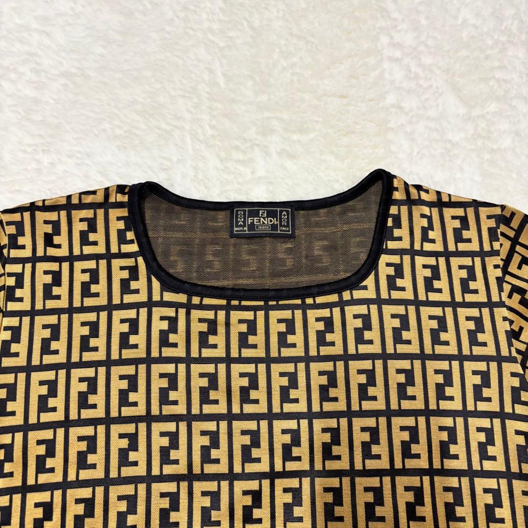 FENDI フェンディ　人気ズッカ柄ロゴプリント 半袖Tシャツ 黒金（E1