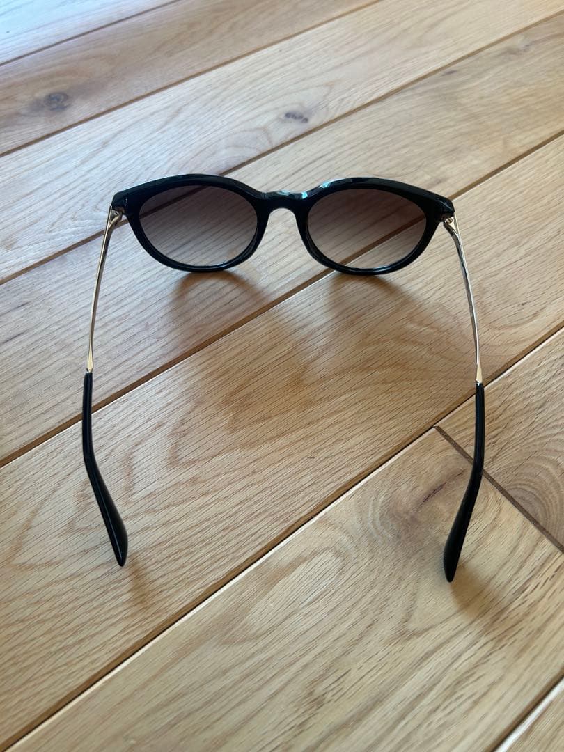 PRADA プラダ ブラック サングラス