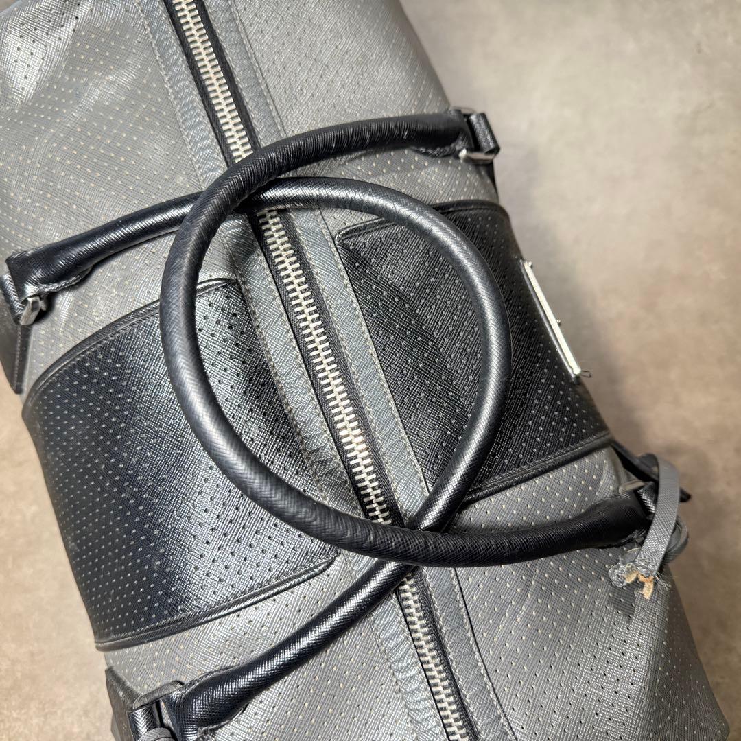 プラダ　サフィアーノレザー　グレー　ボストンバッグ　ダッフルバッグ　PRADA