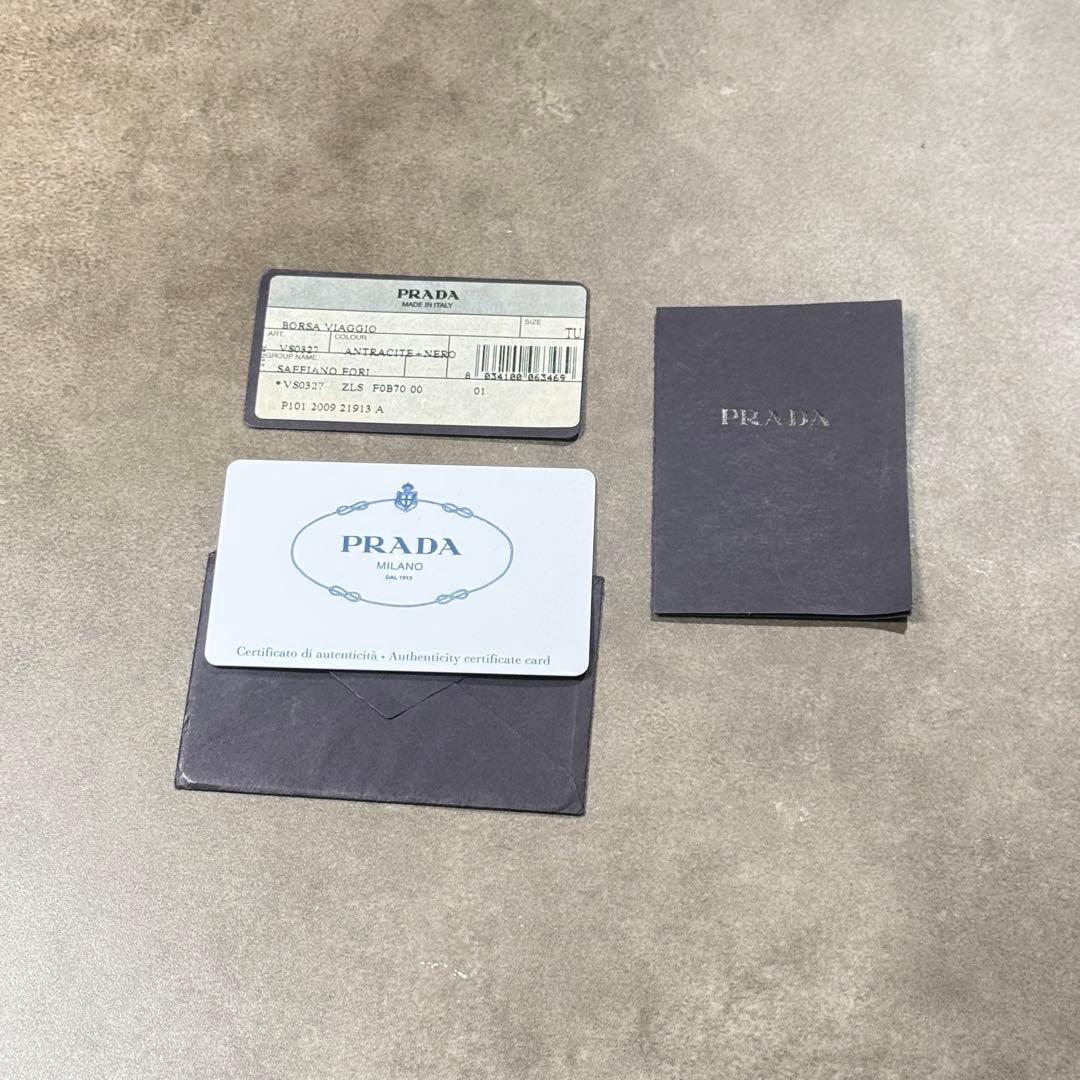 プラダ　サフィアーノレザー　グレー　ボストンバッグ　ダッフルバッグ　PRADA