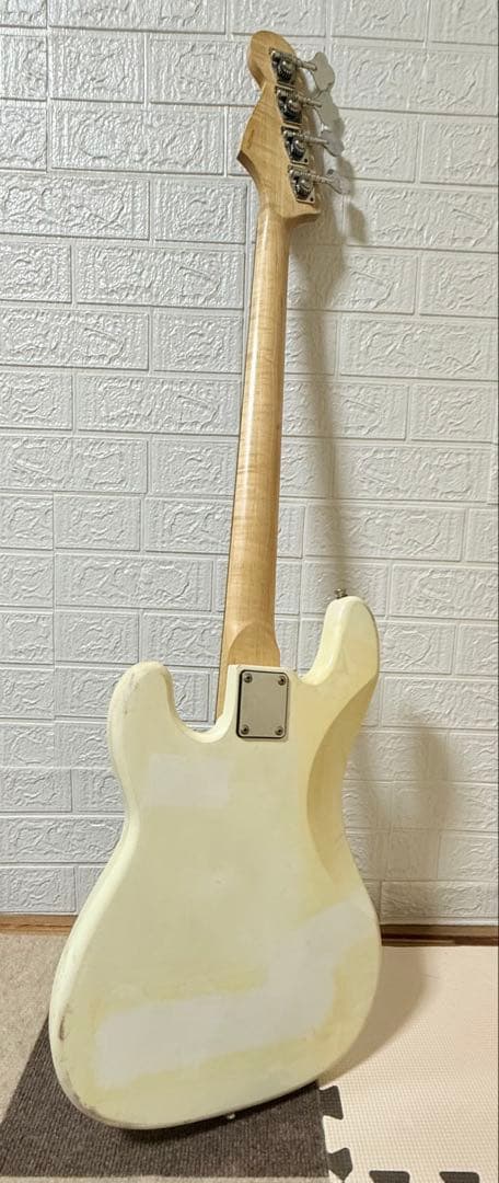i*a様 中古品エレキベース、LEGENDプレシジョンM/WH LPB-Z、ソフ