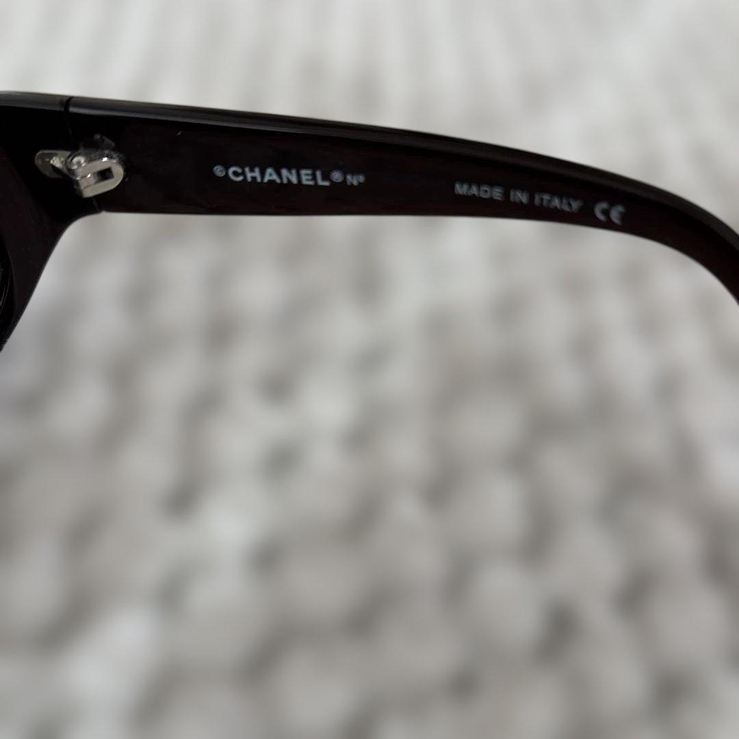 CHANEL ブラック オーバーサイズサングラス