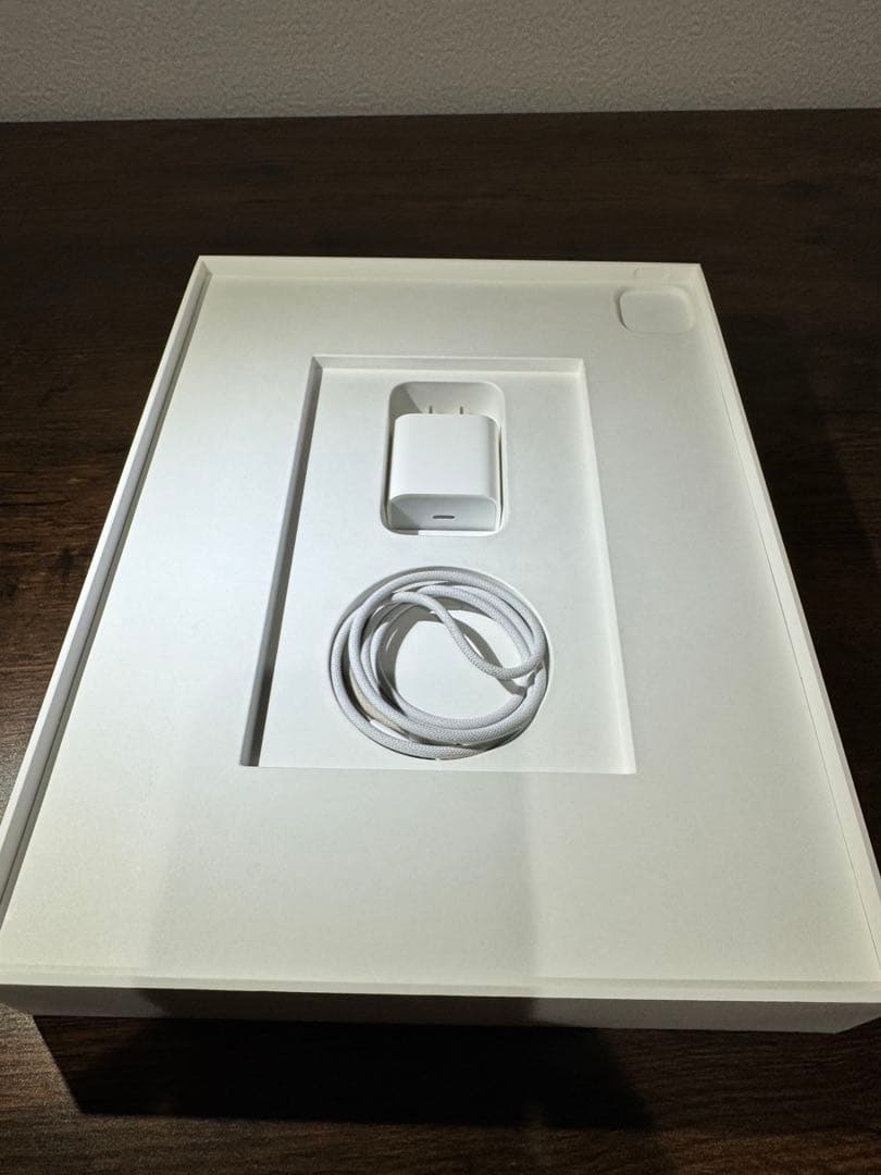サクラ　Apple iPad Pro 12.9 Wi-Fi 512GB