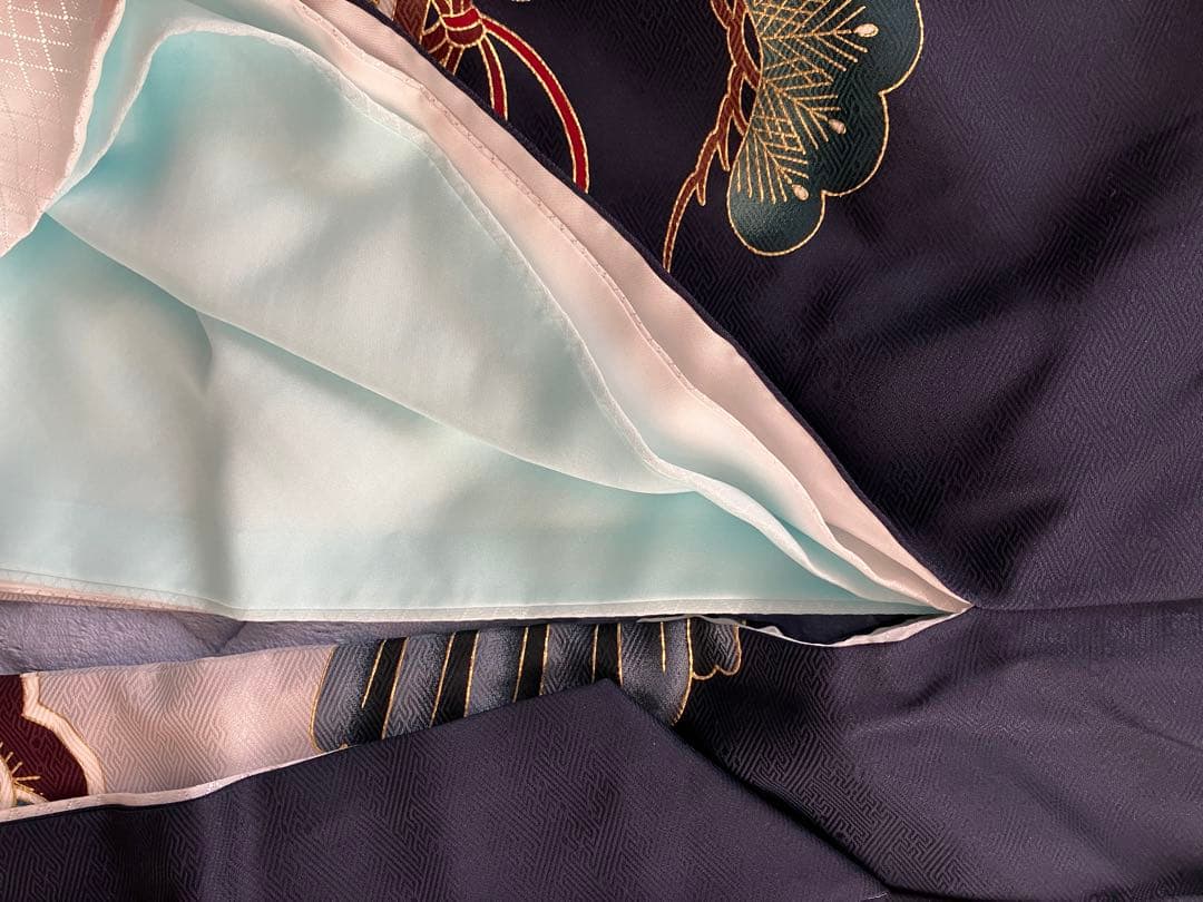 子供用着物 伝統的和柄 紺色
