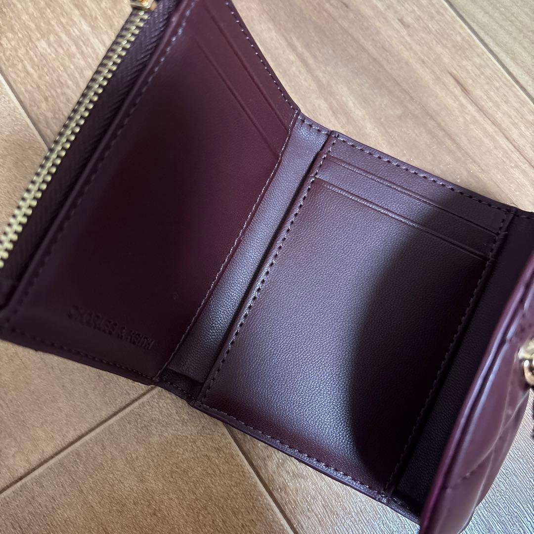 CHARLES & KEITH 三つ折り財布 アリエッティ キルティング