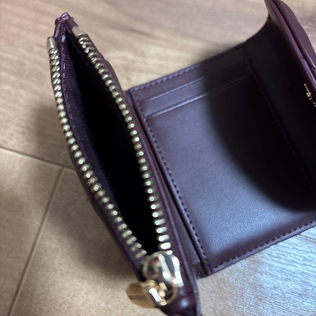 CHARLES & KEITH 三つ折り財布 アリエッティ キルティング