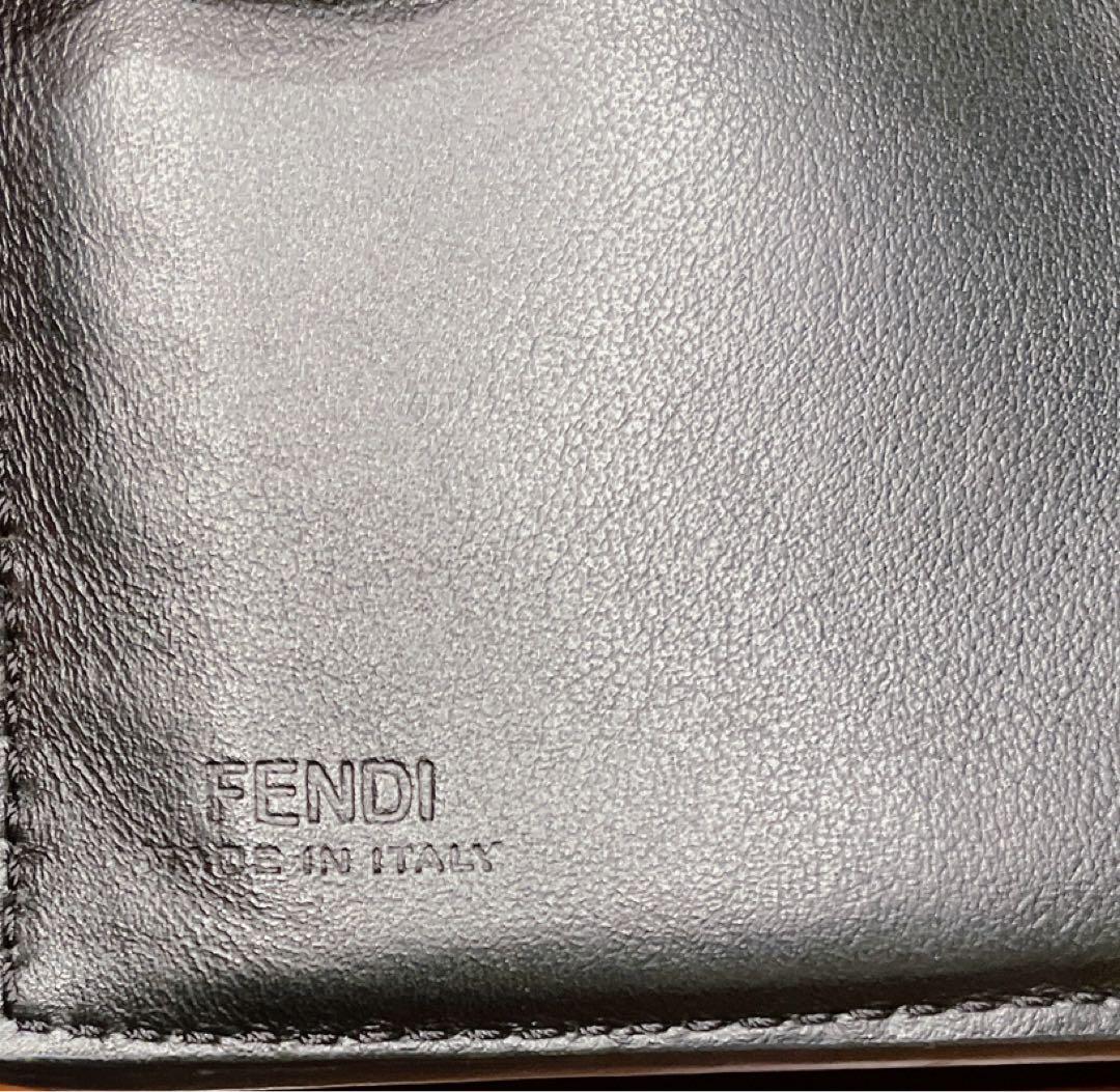 値下げ中です☆d(´∀｀*)FENDI 二つ折り財布 ブラック フェンディ