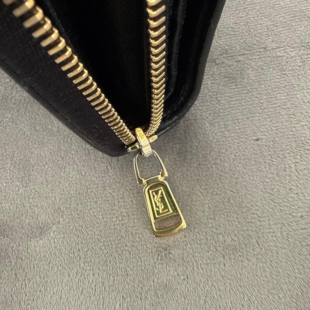 YSL イヴ・サンローラン 二つ折り財布 黒 レザー