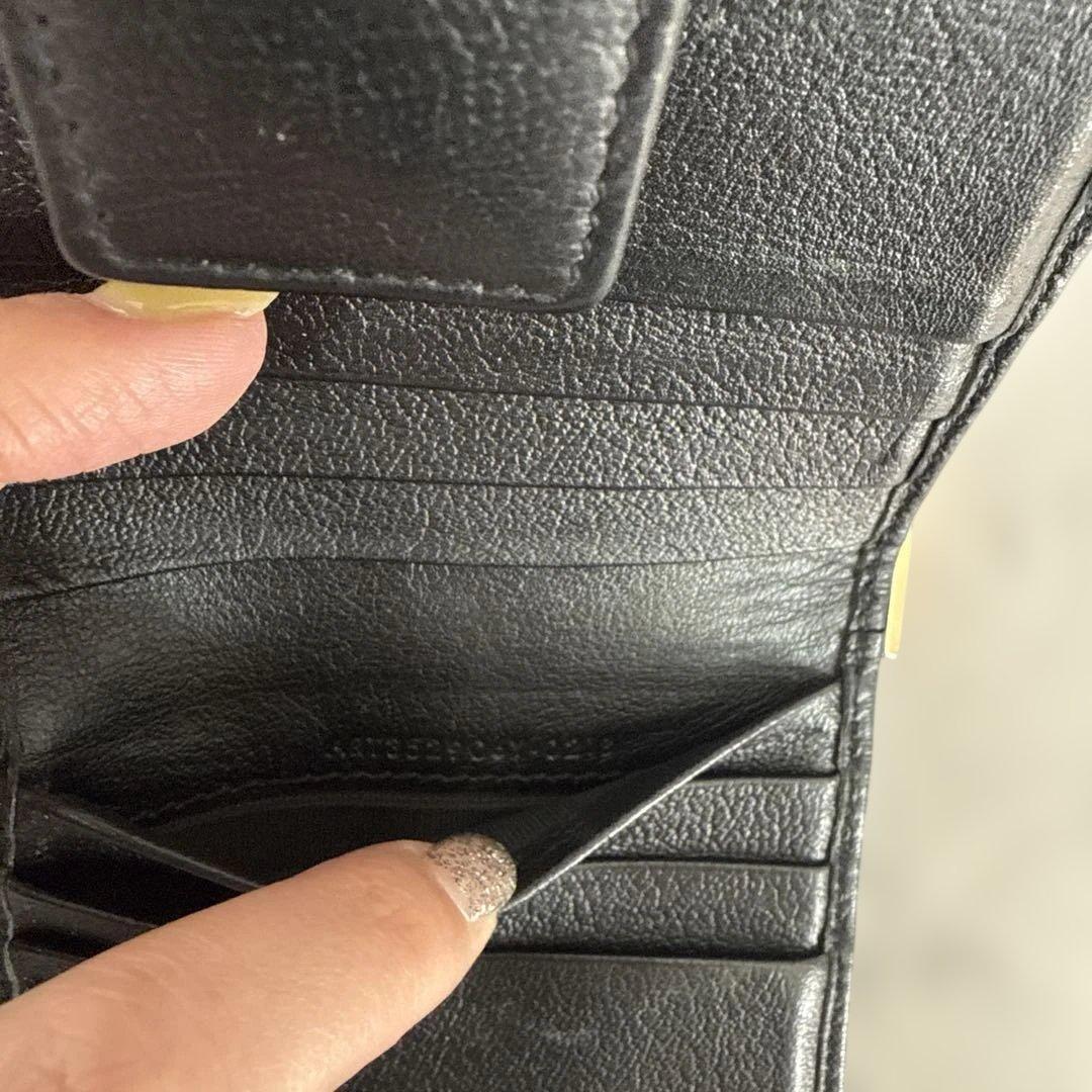 YSL イヴ・サンローラン 二つ折り財布 黒 レザー