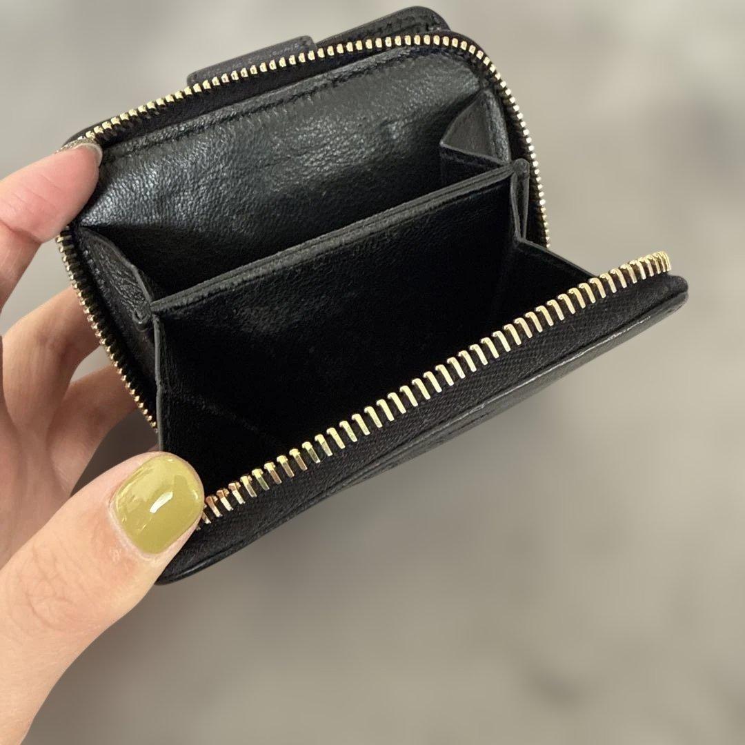 YSL イヴ・サンローラン 二つ折り財布 黒 レザー