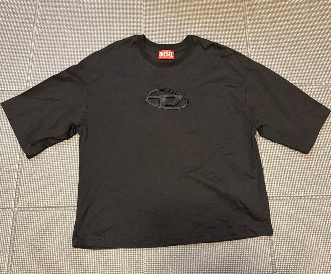 DIESEL⭐︎Tシャツ