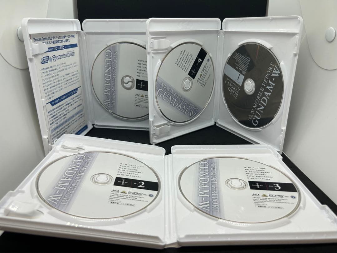 新機動戦記ガンダムW Blu-ray Box 1+2 エンドレスワルツ特別編