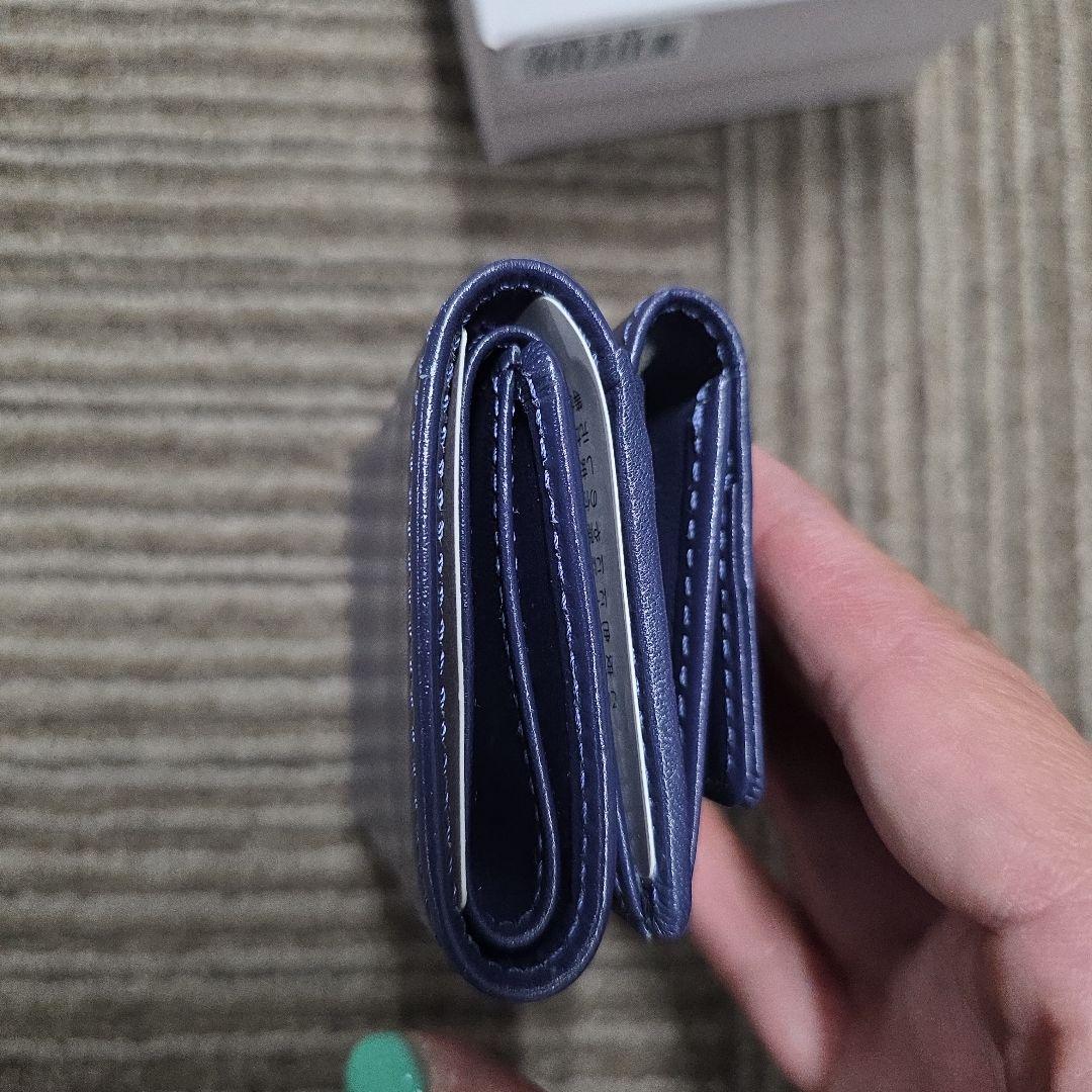 Vivienne Westwood三つ折り財布 オンラインショップ限定カラー