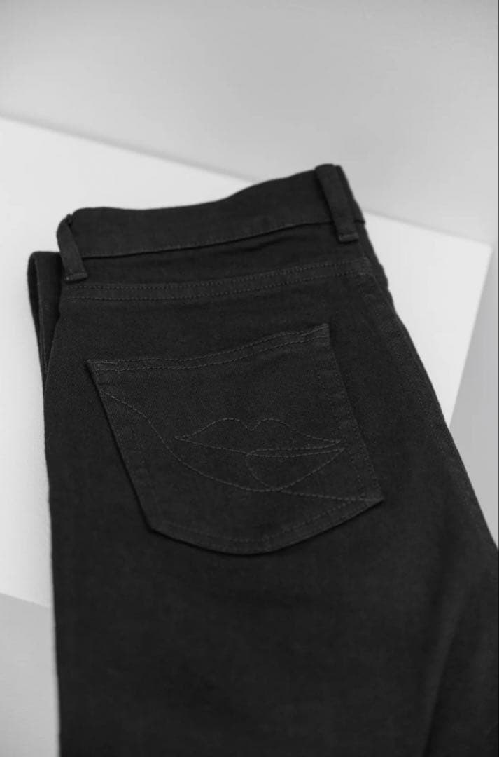 パンツ New York High-Waisted Jeans