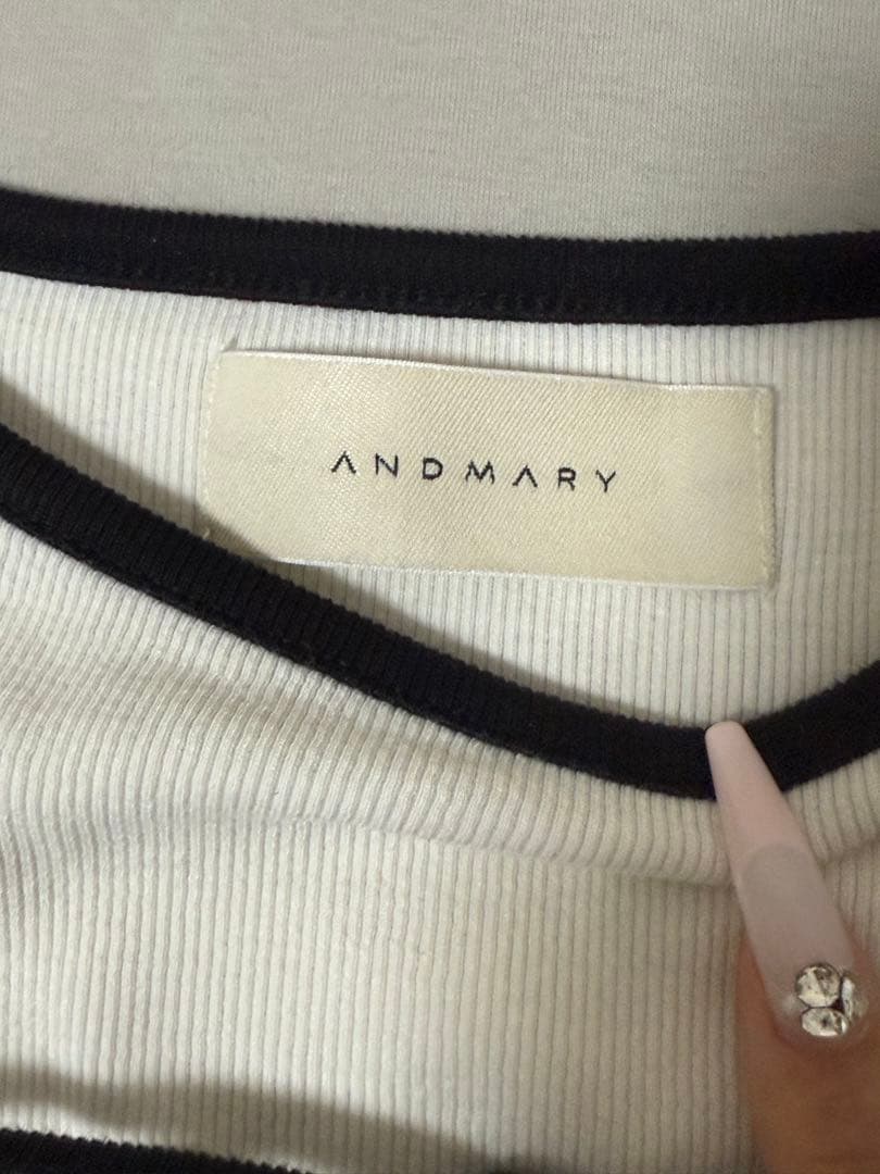 ANDMARY リボン付き半袖Tシャツ