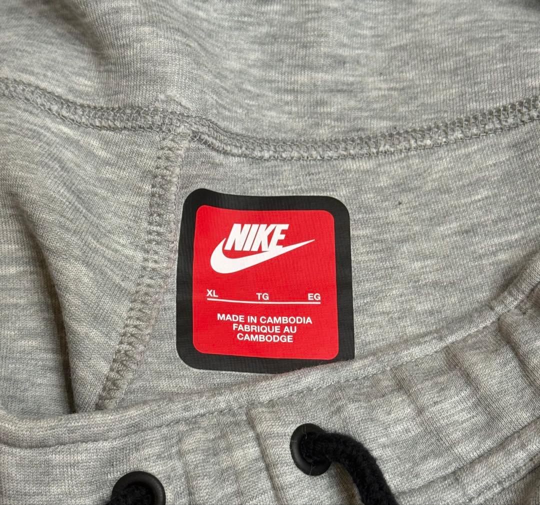 NIKE テックフリース パンツ グレー