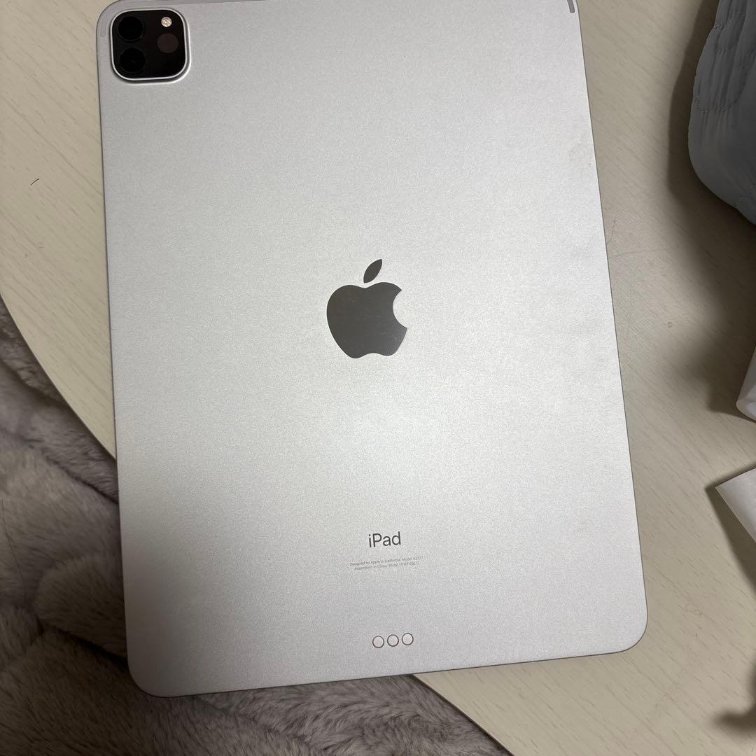 Apple iPad Pro 11インチ 第3世代128GB シルバー