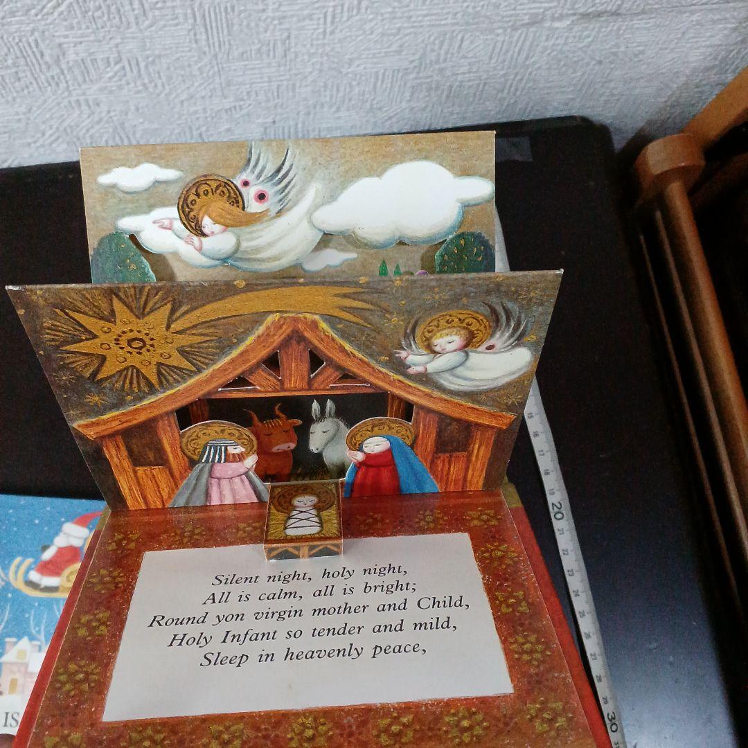 Santa Claus is coming + Silent night 英語版