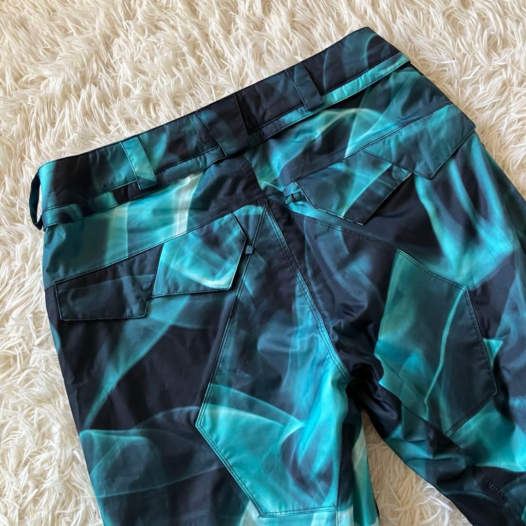 #14Q✨VOLCOM✨スキーウェア パンツ メンズ グリーン