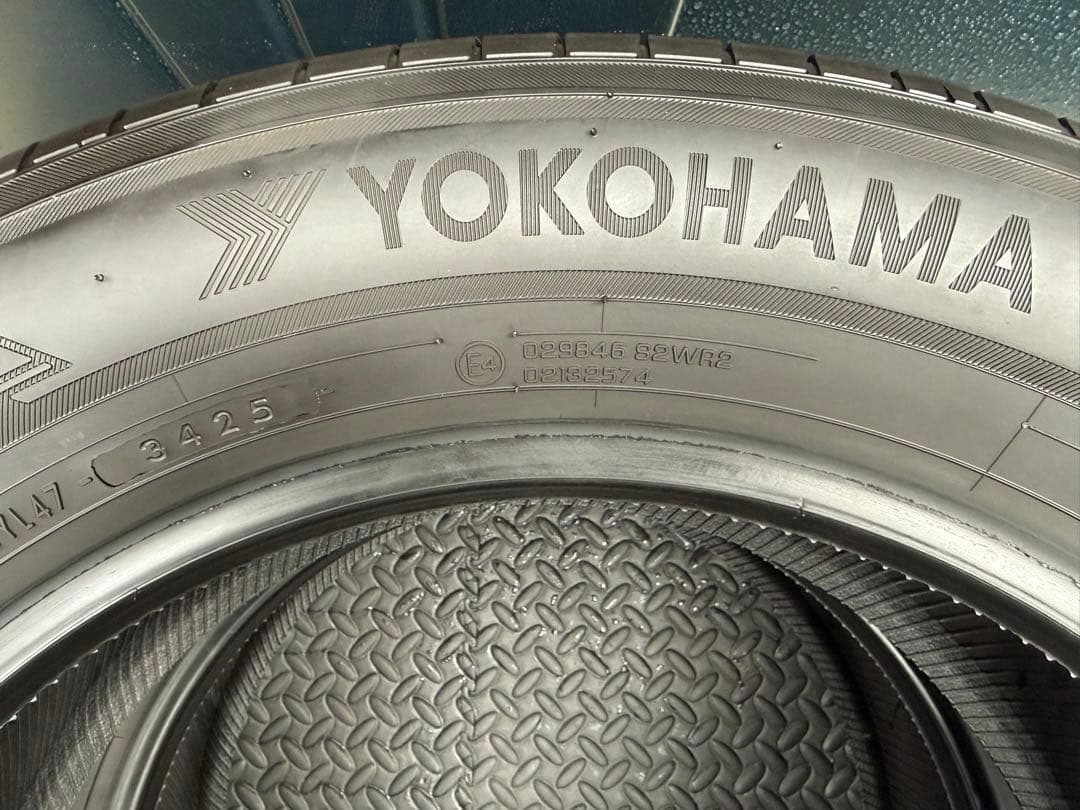 2️⃣235/60R18 ADVAN V61 2025年製 4本【同一商品同時購入】