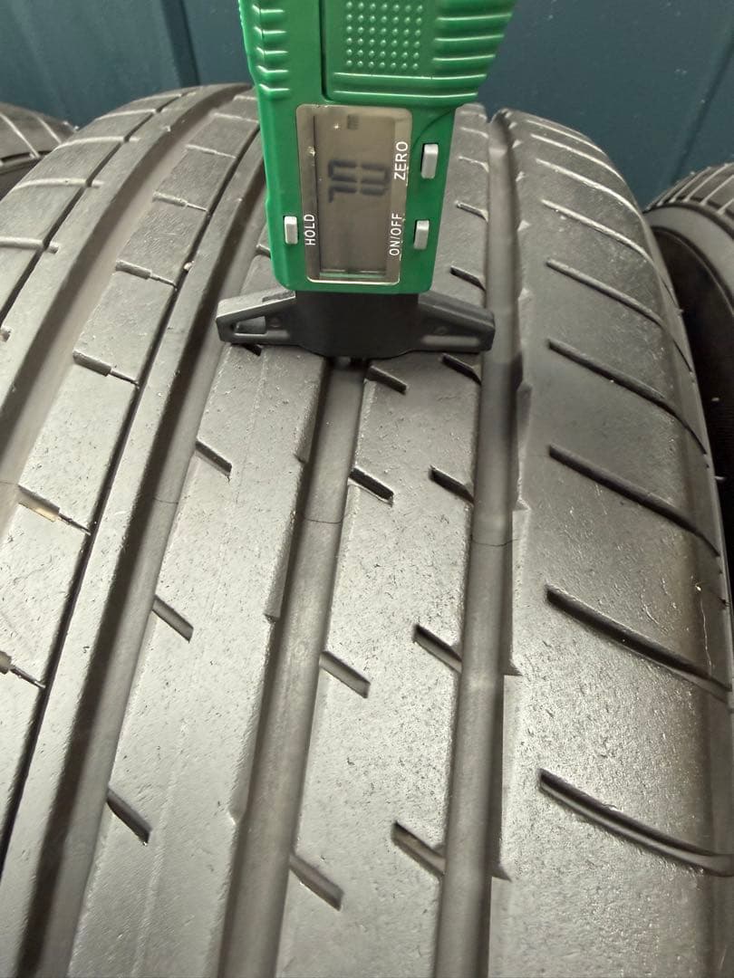 2️⃣235/60R18 ADVAN V61 2025年製 4本【同一商品同時購入】