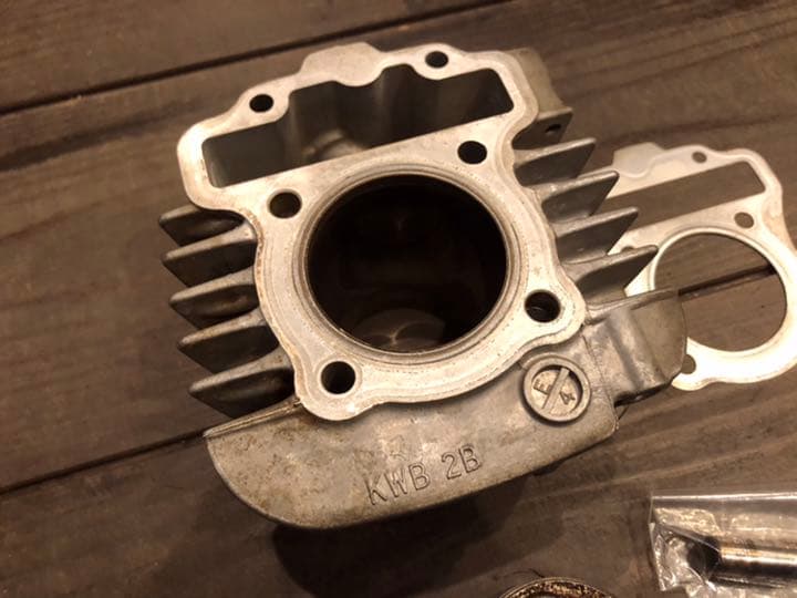 シリンダーセット　ホンダ　カブ110 HONDA