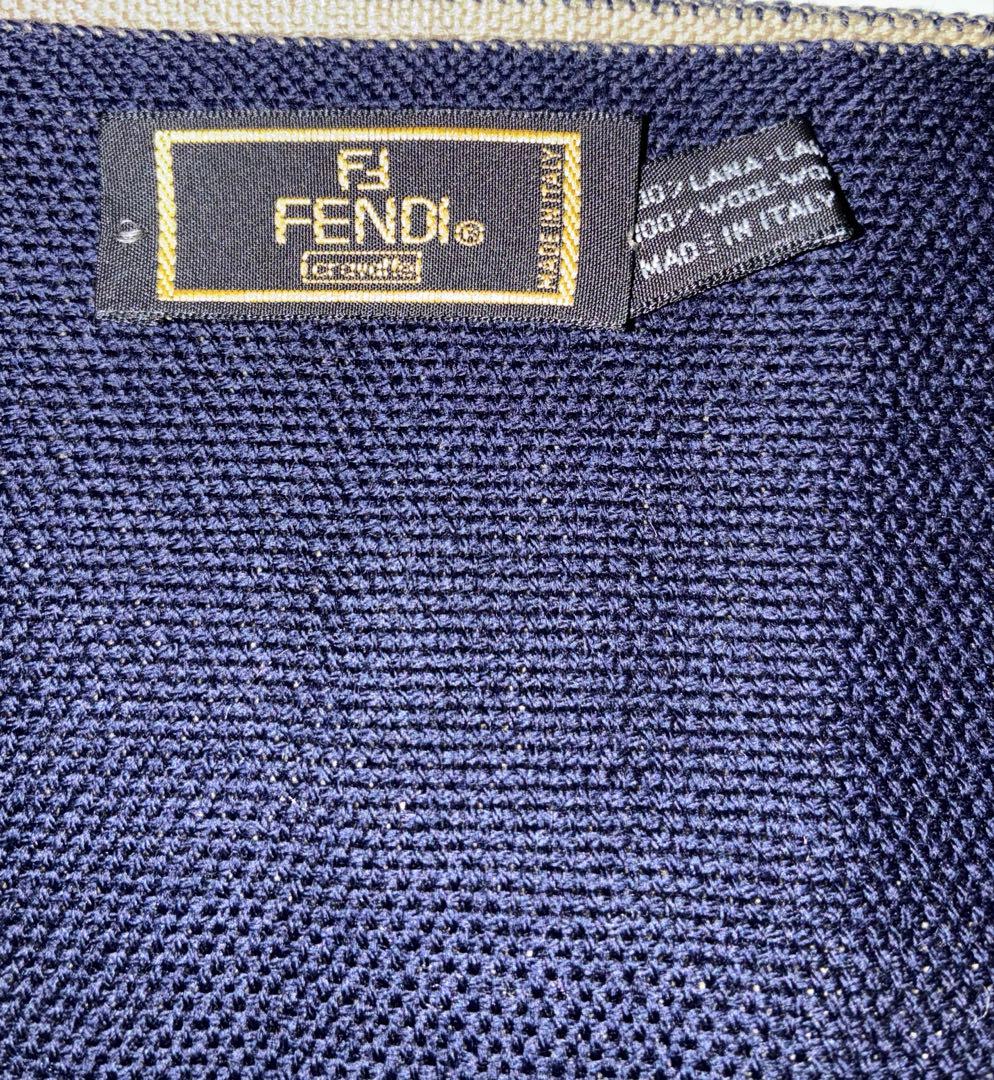 FENDI ネイビー フリンジ付きマフラー