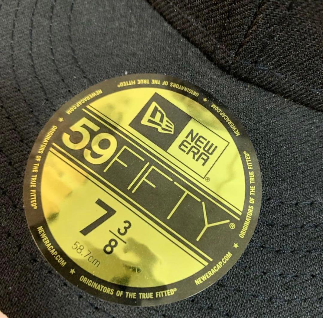 【レア】【値下げ】Supreme New Era 7 3/8 キャップ