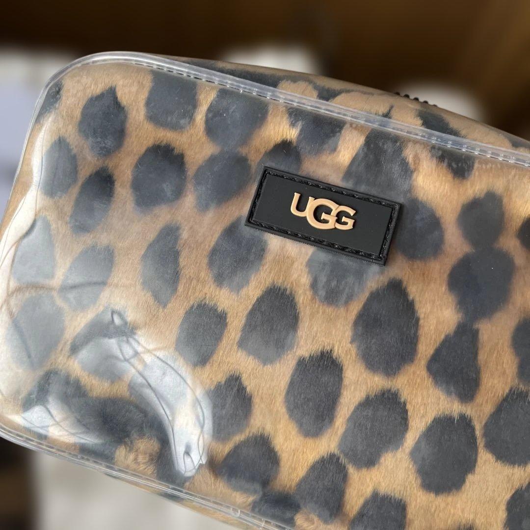 1度使用！UGG 2wayバッグ