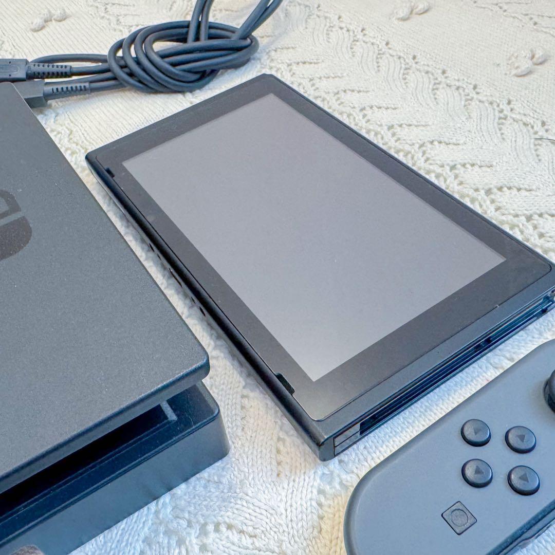 Nintendo Switch本体 Proコントローラー 他 アクセサリー　多数