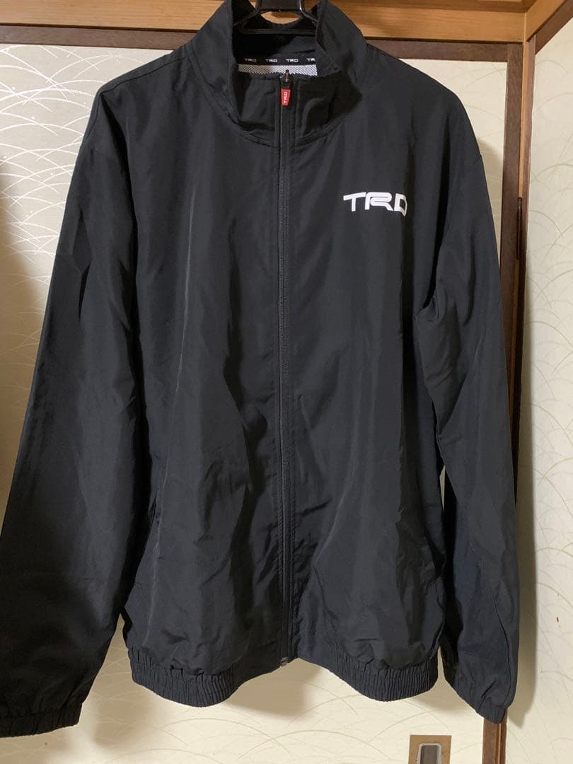 トヨタTRD ジャンパー ブルゾン薄手黒