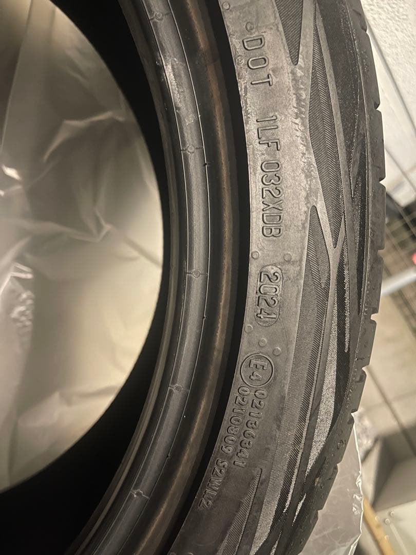 CONTINENTAL EcoContact 6 Q 235/45 R19 4本