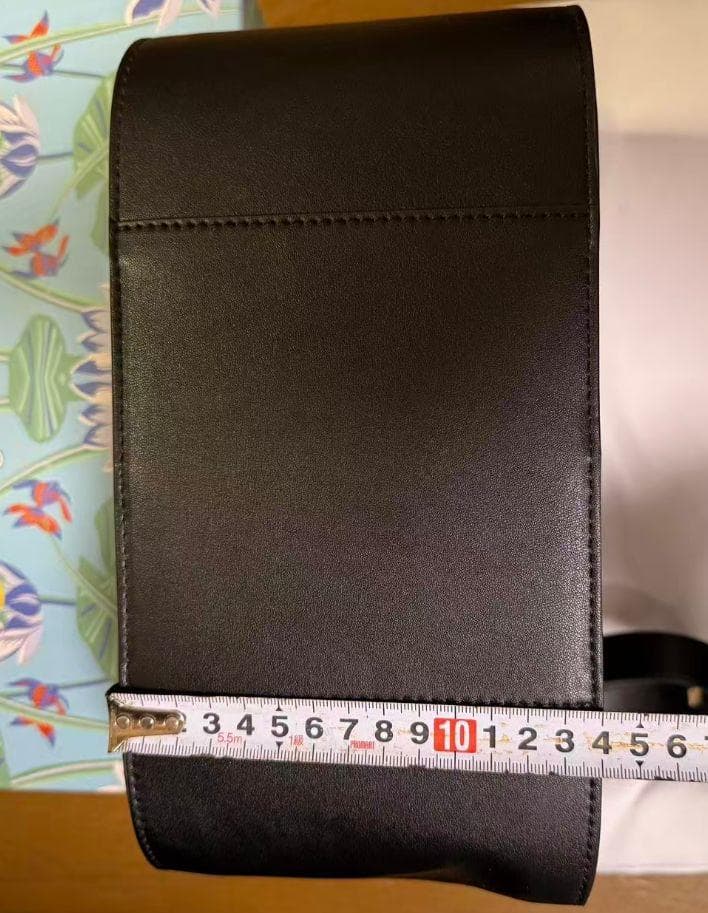 LOEWE 黒 ショルダーバッグ