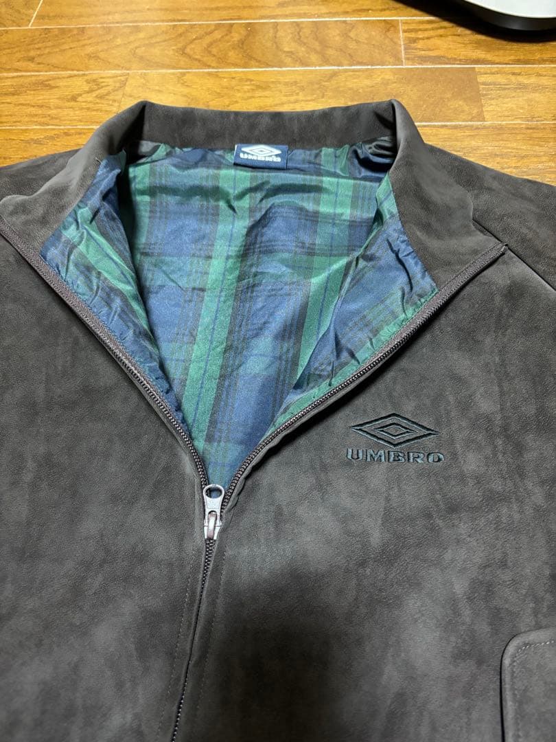UMBRO ブラッシュド スタンドカラー ブルゾン