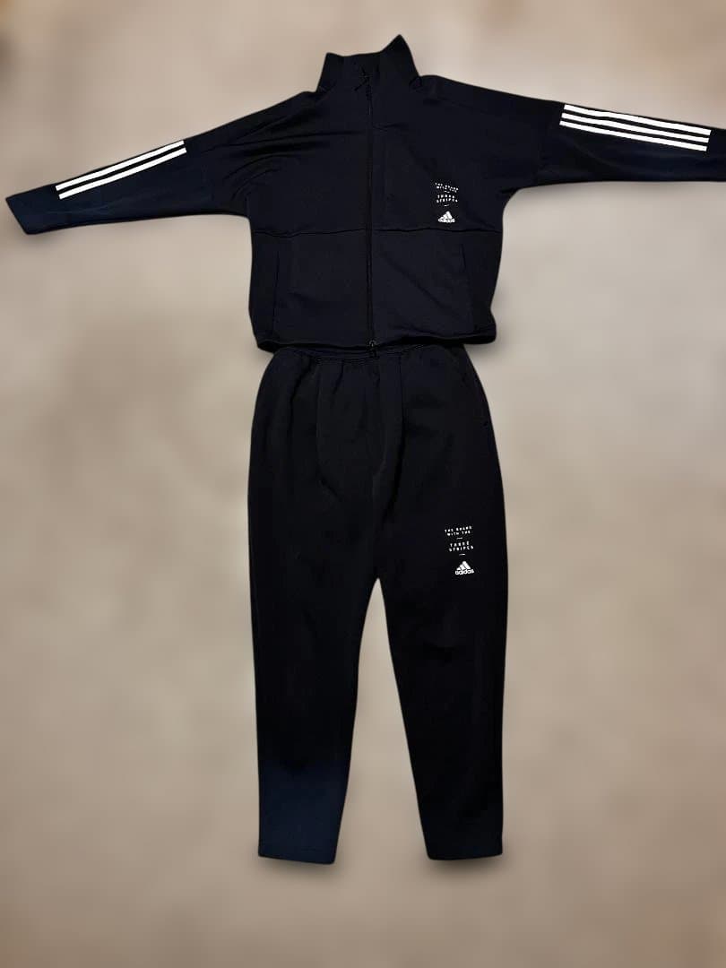 adidas ジャージセット トレーニングウエアー　上下　ネイビー 　Ｌサイズ