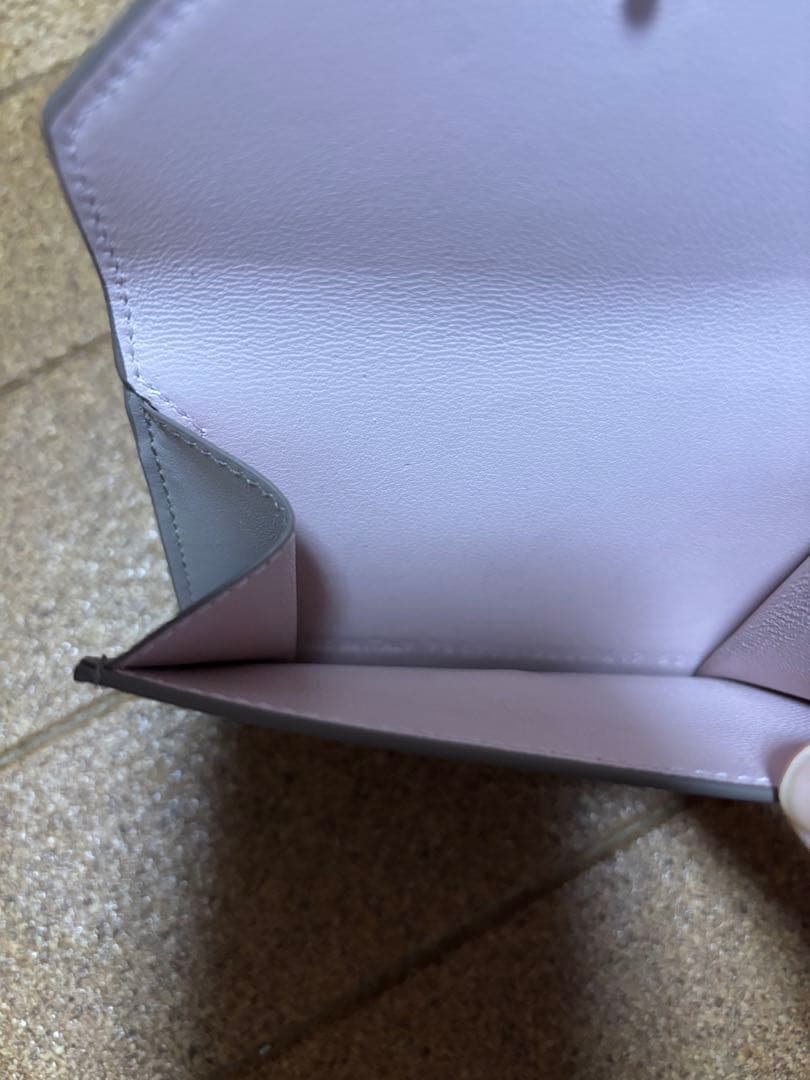 美品　BALENCIAGA 三つ折り財布　ピンク　セサミ　ミニ財布