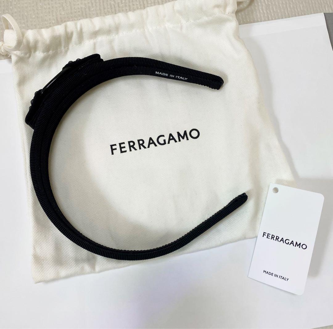 FERRAGAMO ビジュー付きブラックヘアバンド