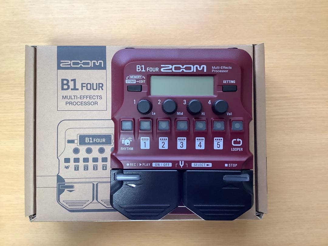 ZOOM B1 FOUR マルチエフェクター