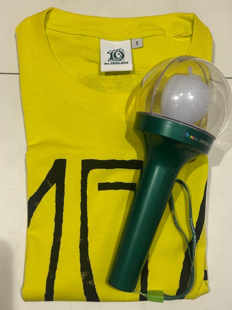 ミセスバベルTシャツS／ライトスティックセット
