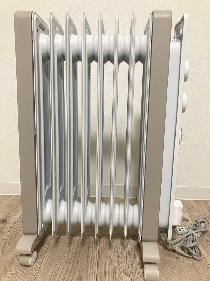 SALE デロンギ ヴェルティカルド オイルヒーター RHJ21F0812
