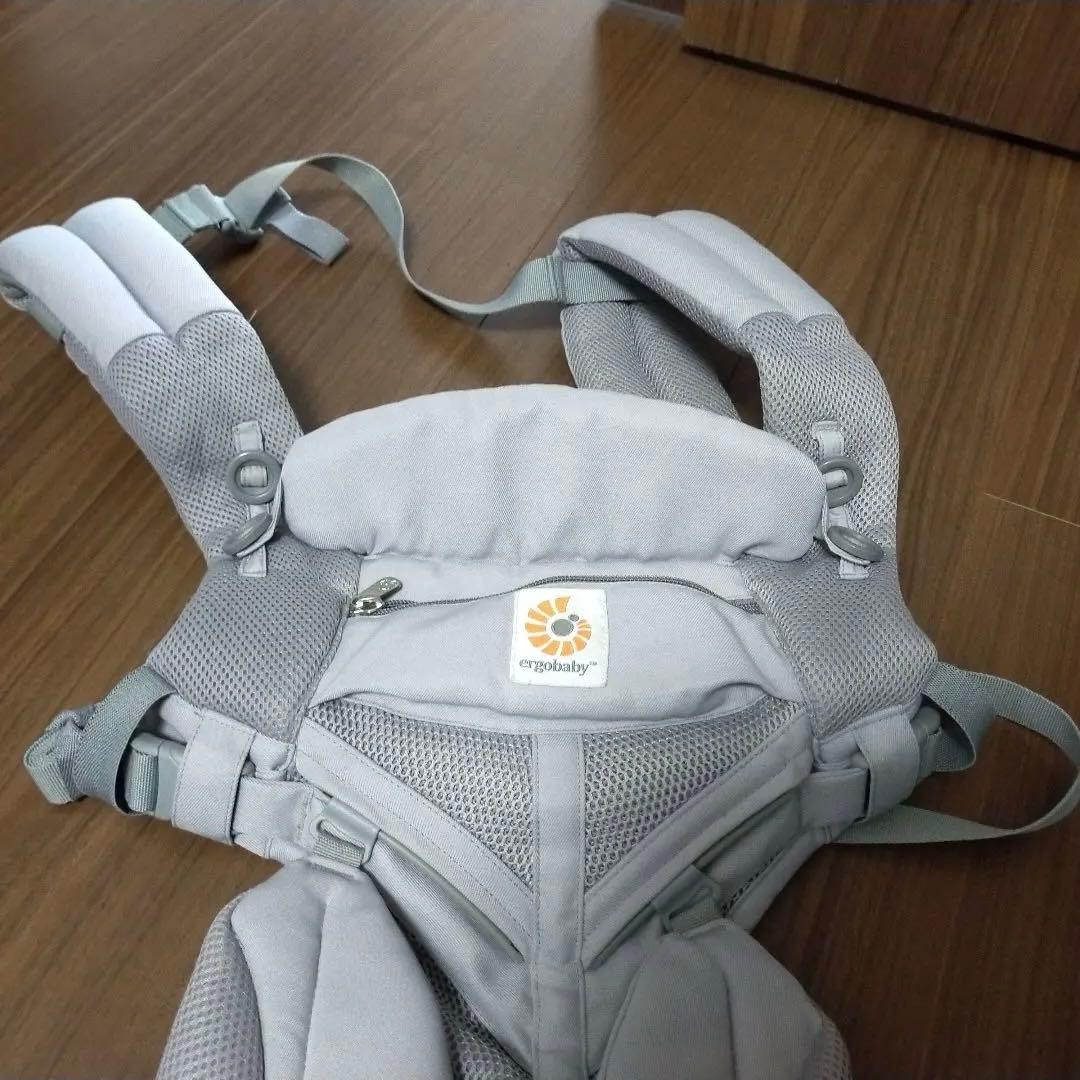 【洗濯済美品】エルゴベビーOMNI360 グレー 今治よだれカバー 保冷シート付