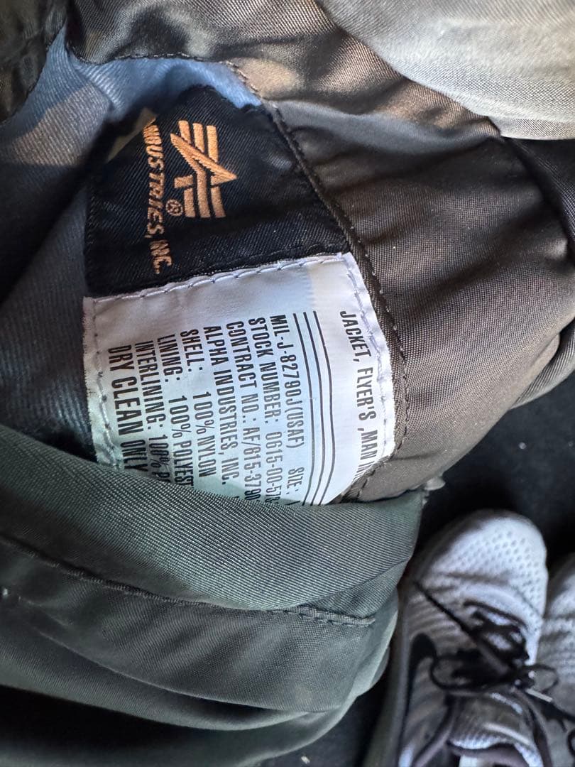 ジャケット・アウター 'ALPHA INDUSTRIES MA-1 MIL-J-82790J